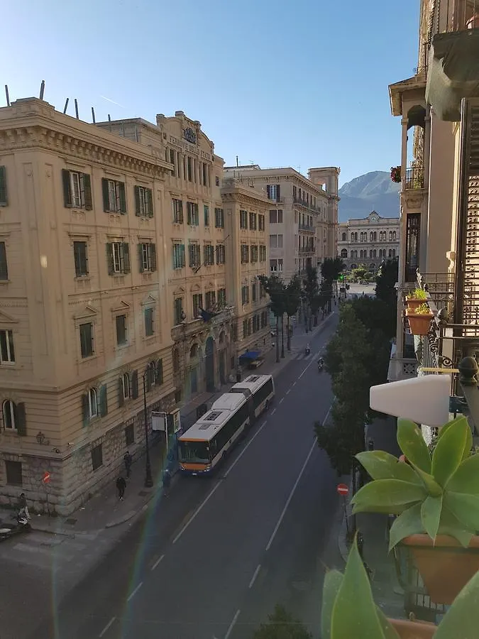 B&B Allisciari Bed & Breakfast Palermo
